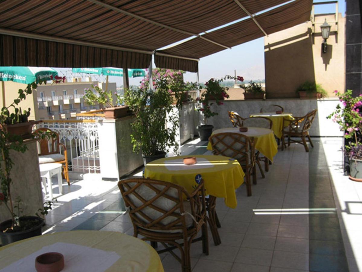 Philippe Luxor Hotel Ngoại thất bức ảnh