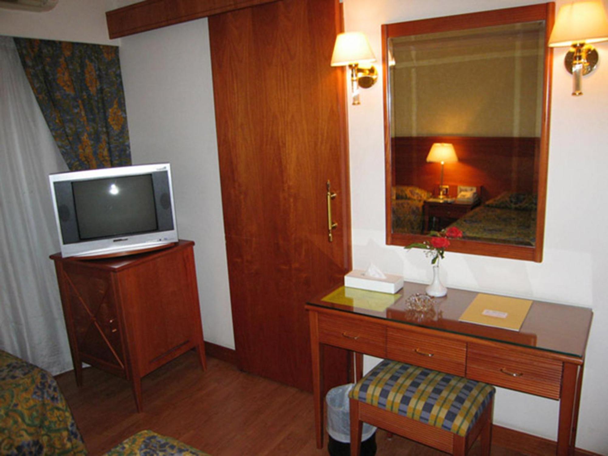 Philippe Luxor Hotel Ngoại thất bức ảnh